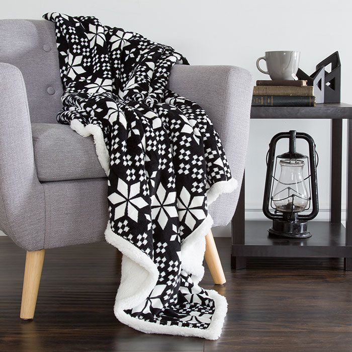 Lavish Home Fleece Sherpa Blanket Throw - Snow Flakes - Black/white